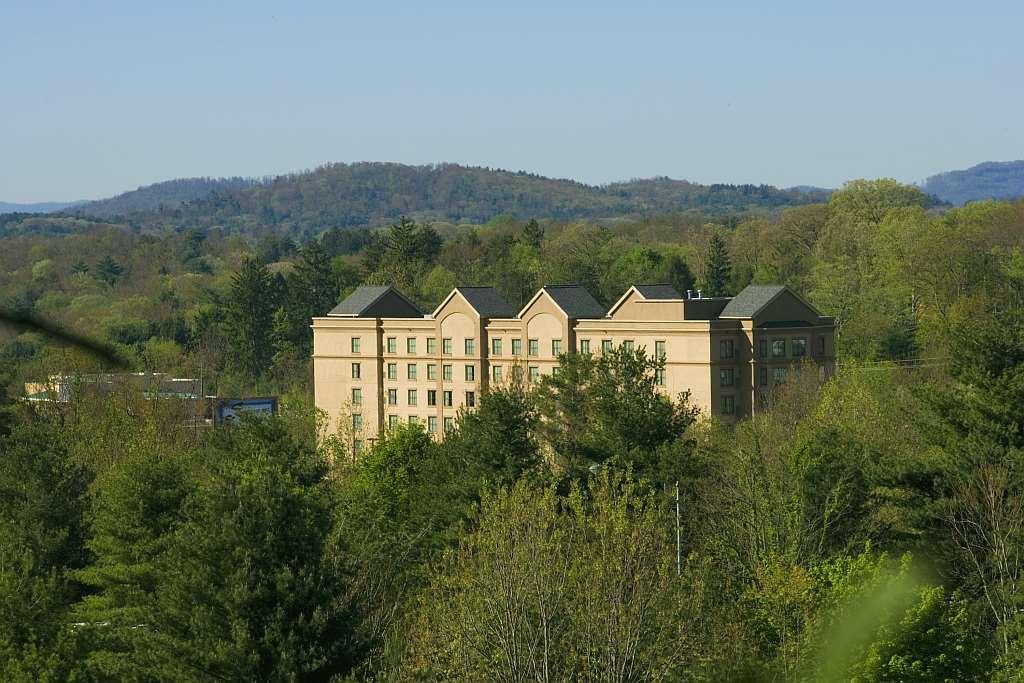 Homewood Suites By Hilton Asheville Exterior foto